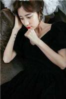 谁剪夕阳织成光