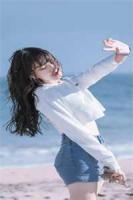 流云来往月疏疏