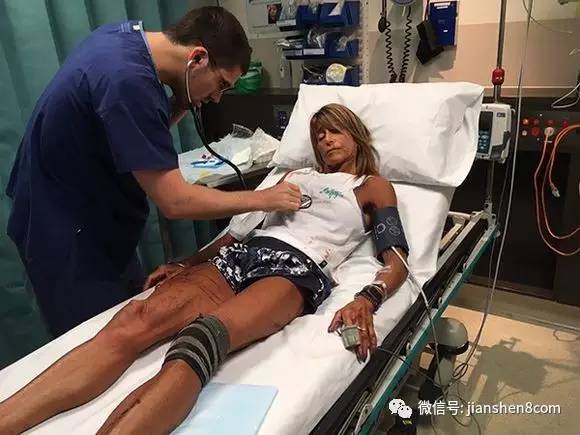 打猎遭袋鼠反击 为什么袋鼠这么厉害应如何防御？