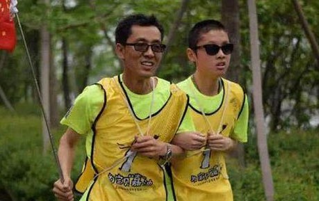 上海盲童考623分折服众人 全盲考生是如何答卷的?