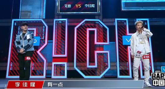 �й���˵�����Ⱥ����¡����ʲô�� ������׹�䡷���