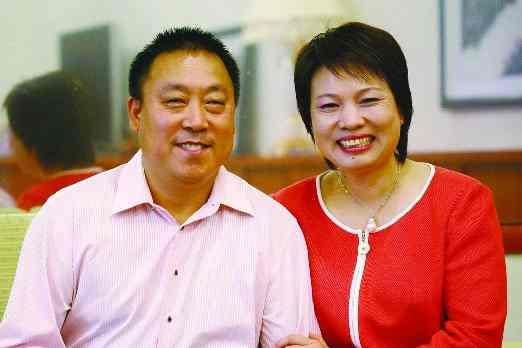 浙江女首富陷危机怎么回事 浙江女首富是谁 周晓光个人简历