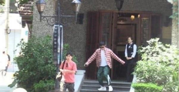 李晨分手后首现身状态怎样 范冰冰分手后心情又如何?