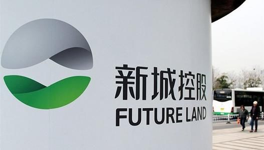 新城董事猥亵9岁女童 他将承担什么样的法律责任?