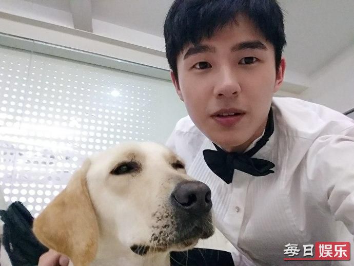 刘昊然父母是做什么的 刘昊然家庭背景揭秘