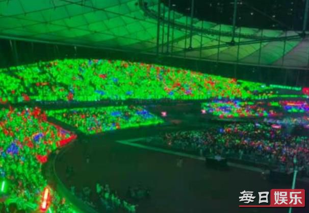 TFBOYS激光笔是什么梗 遭遇过激光笔的明星都有谁?