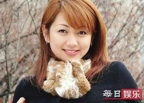 杨惠妍是哪个大学毕业的 杨惠妍大学学的什么专业?