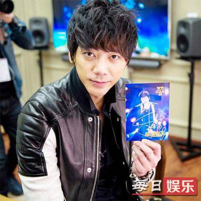 �ռ��Ÿ������Ͻ��� �ռ�������Щ�����ĸ���?