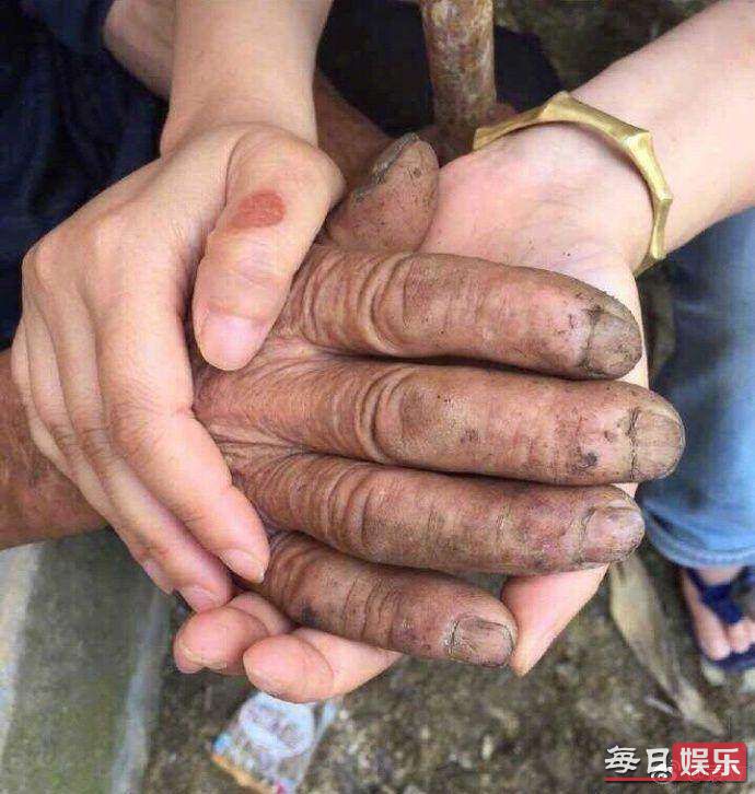 袁立否认私吞善款说了什么 袁立私吞善款是真的吗?