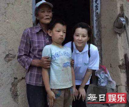 袁立否认私吞善款说了什么 袁立私吞善款是真的吗?