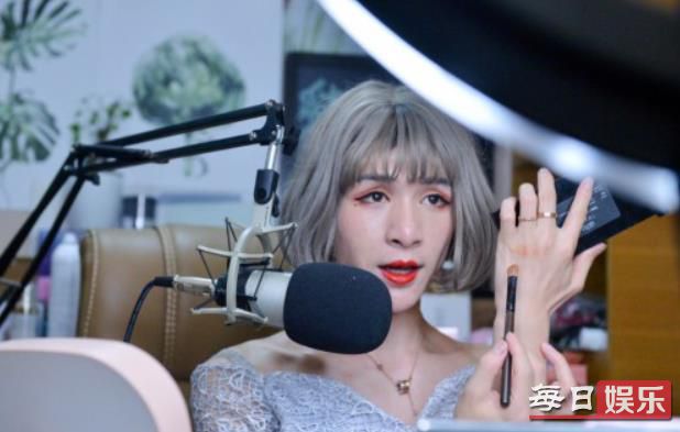 ����������֤�ϸ���ʲô��� ֱ��ҲҪ��������ְҵ����?