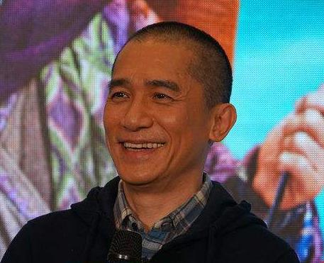 胡歌剪寸头照片曝光 盘点娱乐圈里剪过寸头的男明星